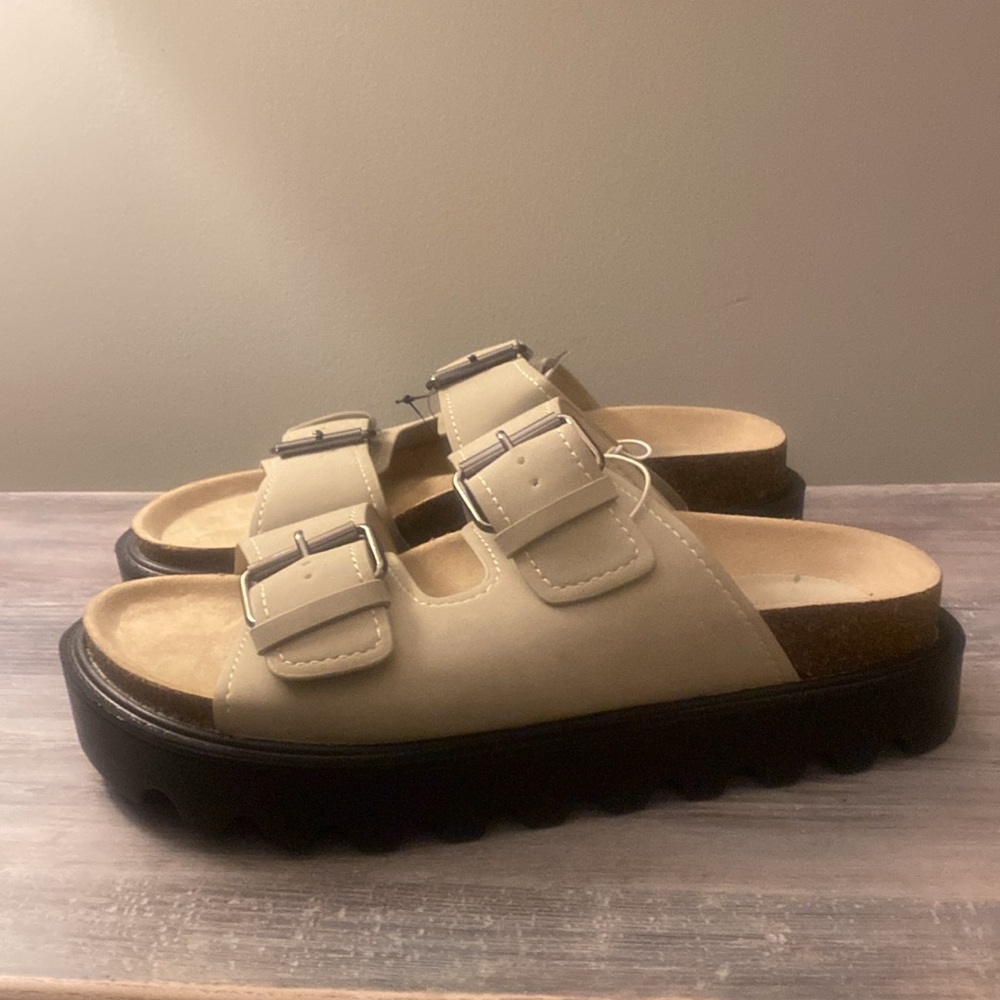 New FOREVER 21 platform double strap sandals NWT